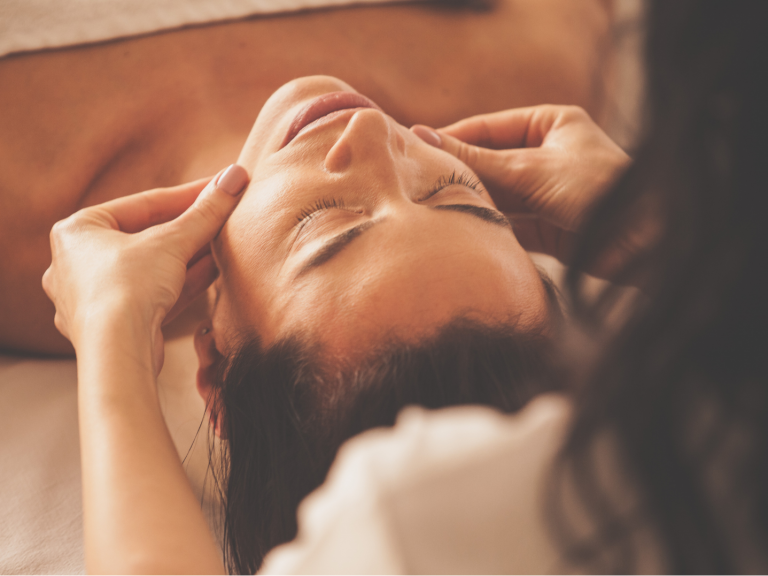 AQUA - Thajska masaz 60min