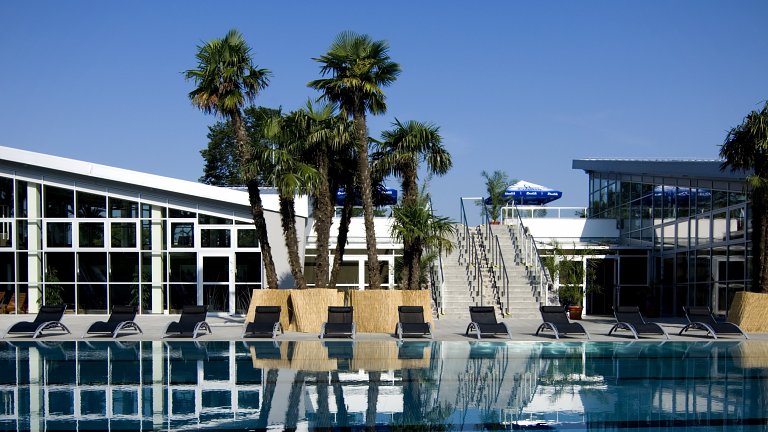 Zmena otváracích hodín dňa 17.12.2025